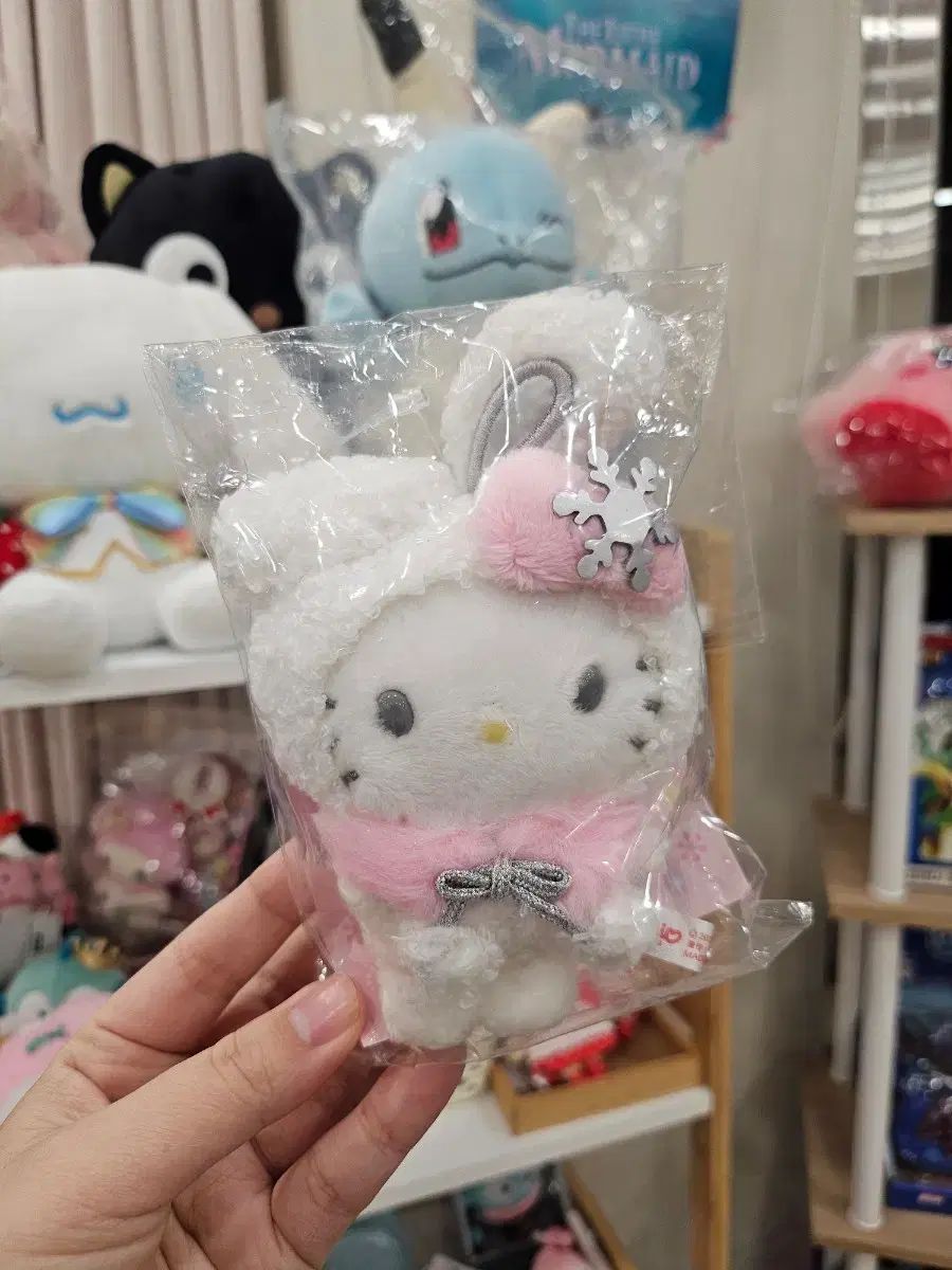 【SALE，お得】 サンリオ ハローキティ シロウサギ マスコット ぬいぐるみ キーリング その他