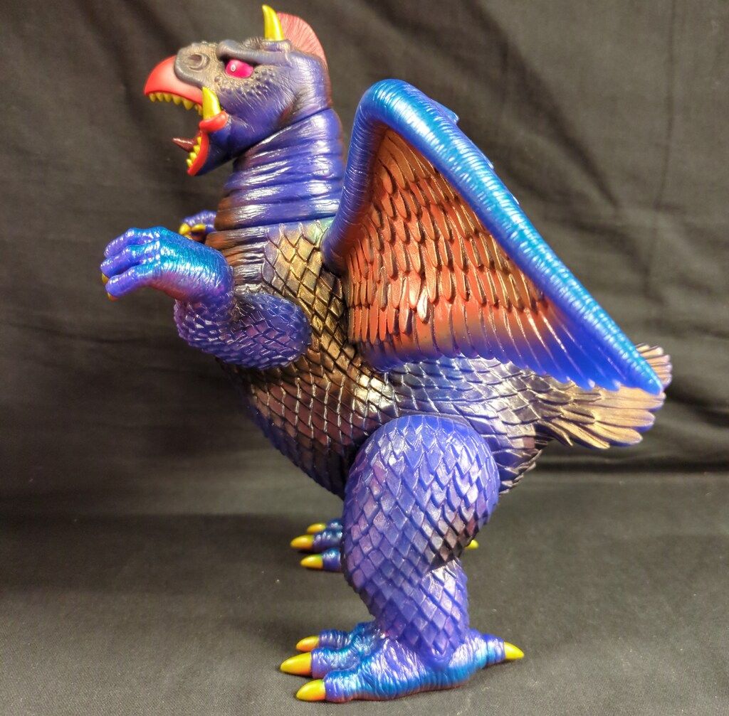 フューチャーモデルズ 楳図かずお版ウルトラマン 高原竜ヒドラ 石造付