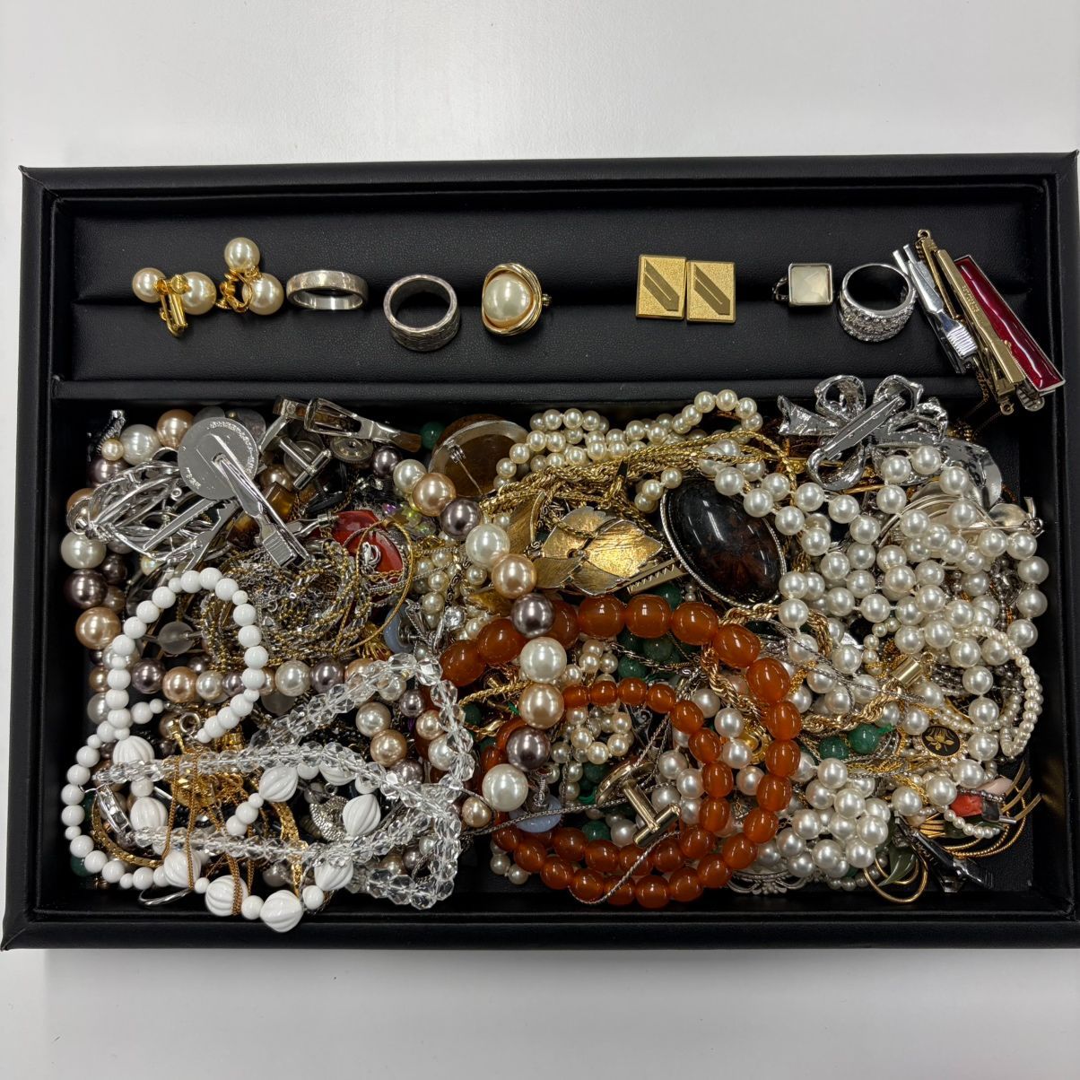 イミテーションアクセサリーまとめ売り約3kg イミテーションアクセサリー まとめ売り 【アクセサリー】1.0㎏ - メルカリ