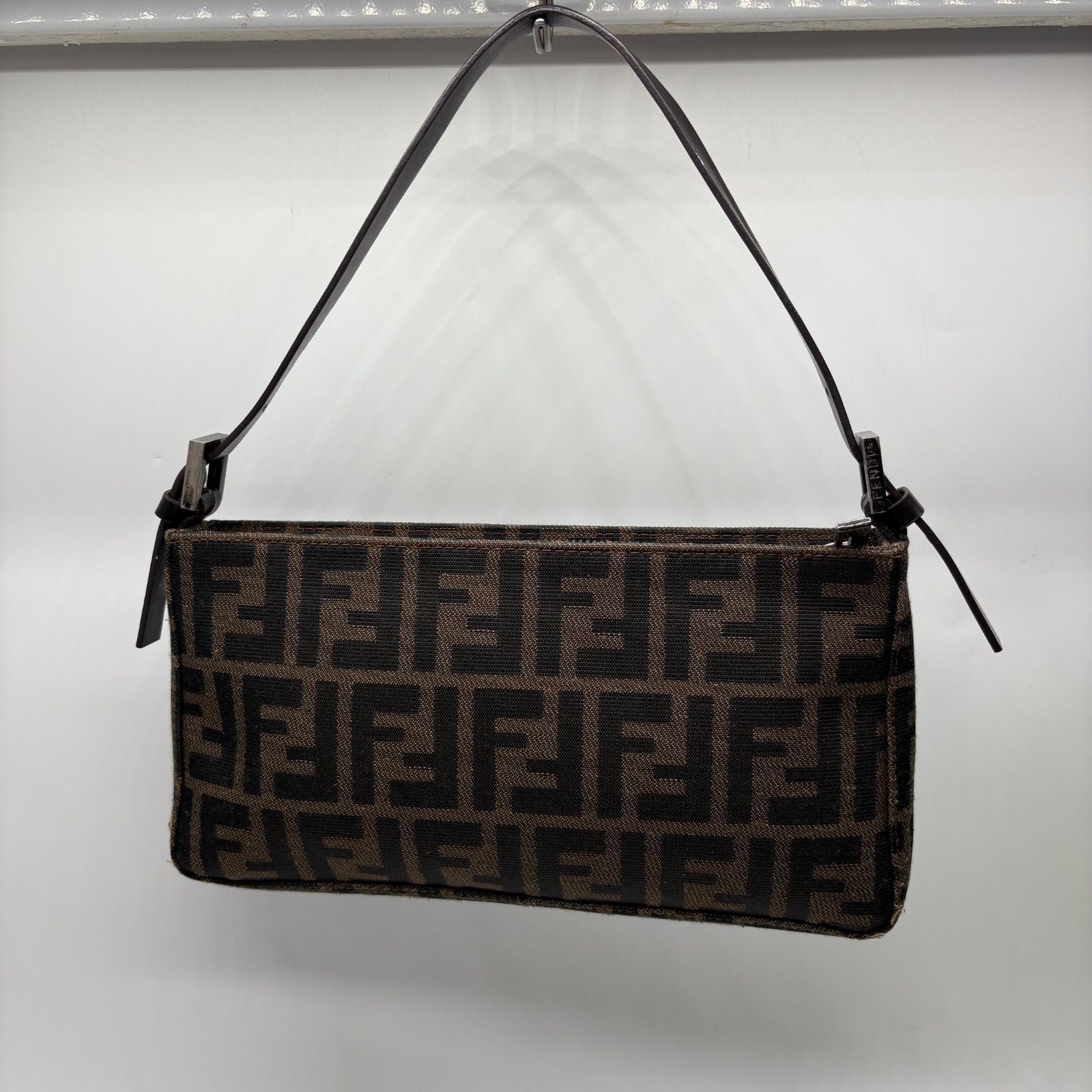 FENDI ズッカ柄 アクセサリーポーチ 野方店 - メルカリ