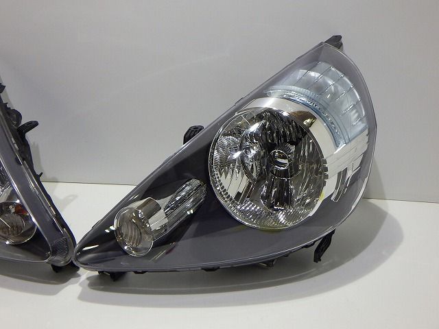 フィット ヘッドライト左右 HID GD1/2 レベ無 P4945 コーティング 綺麗 251220018