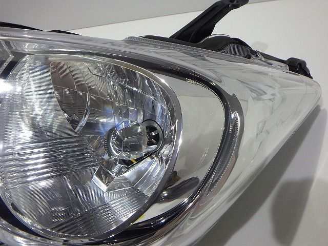 フリード ヘッドライト左右 HID GB3/4 後期 100-62054 N5 33101/33151