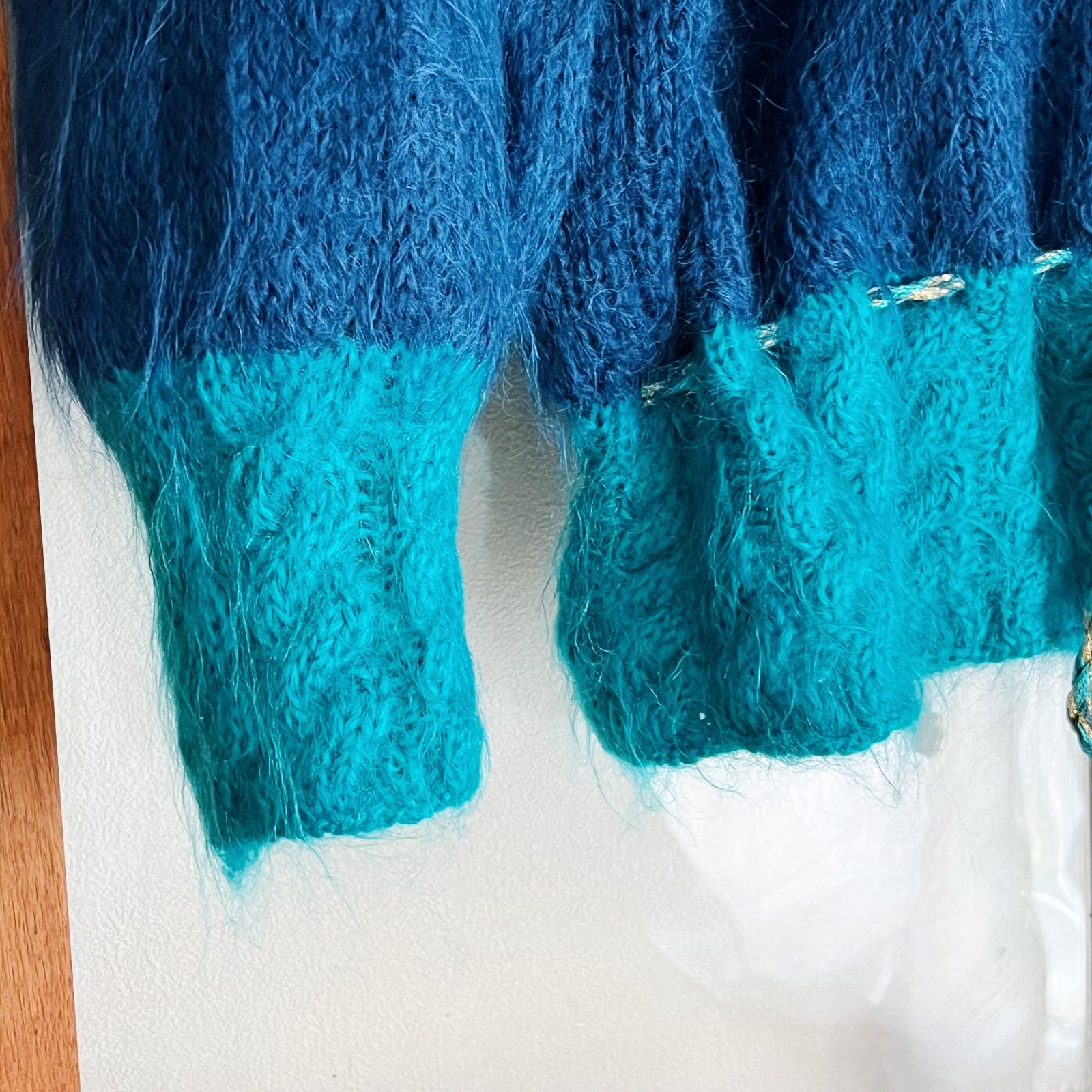 フランス古着 手編み 水色 毛足長モヘア 花刺繍 カーディガン（m369 