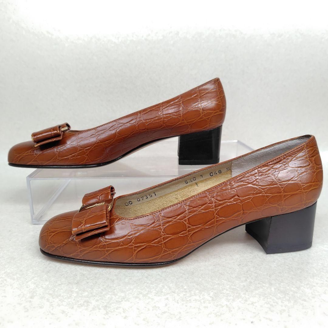 未使用美品☆Salvatore Ferragamo フェラガモ パンプス 5.5C 22.5cm 