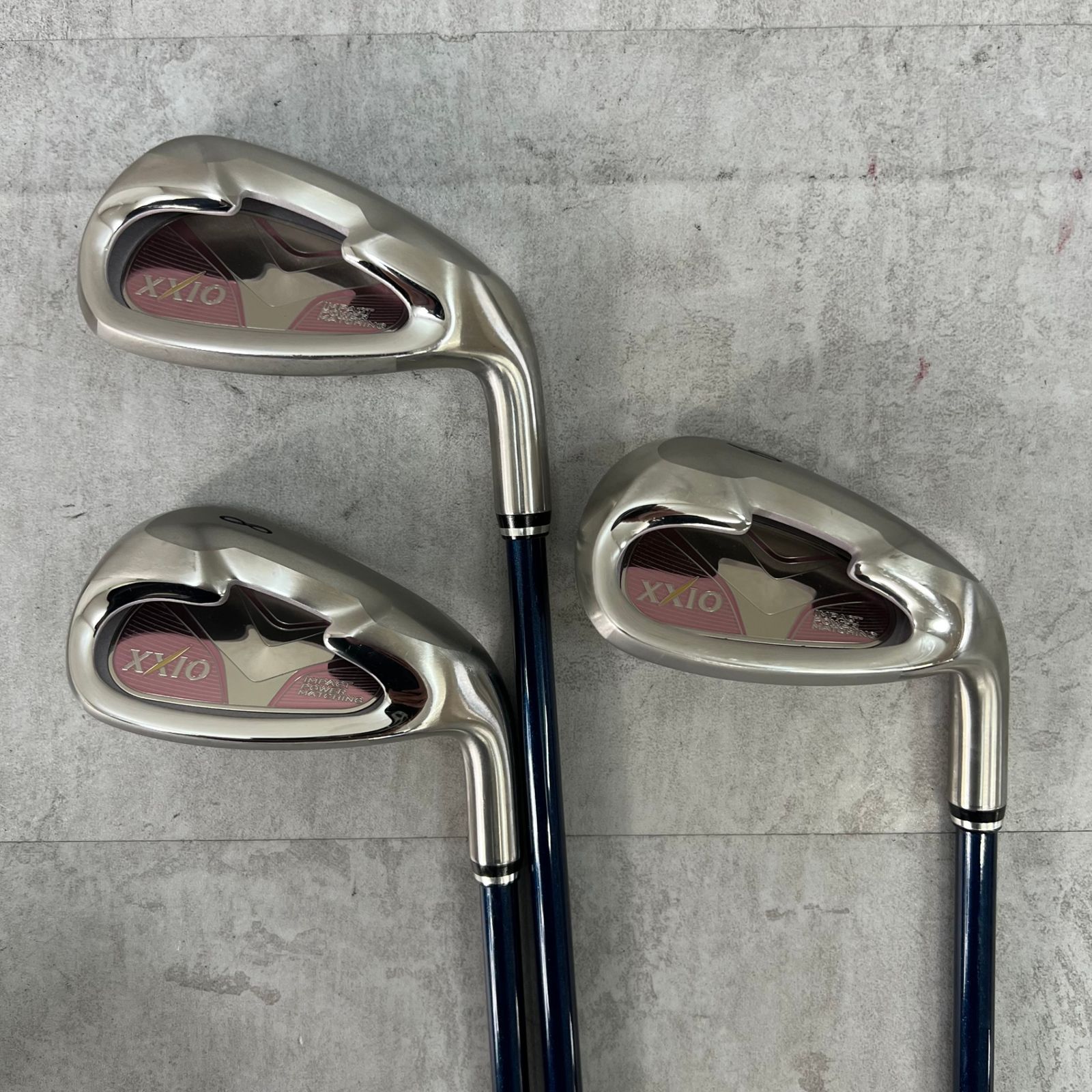 ゼクシオ 5代目 アイアンセット レディース MP500L 5本 右 L ピンク ゼクシオ 5代目 アイアンセット レディース MP500L 5本 右 L ピンク