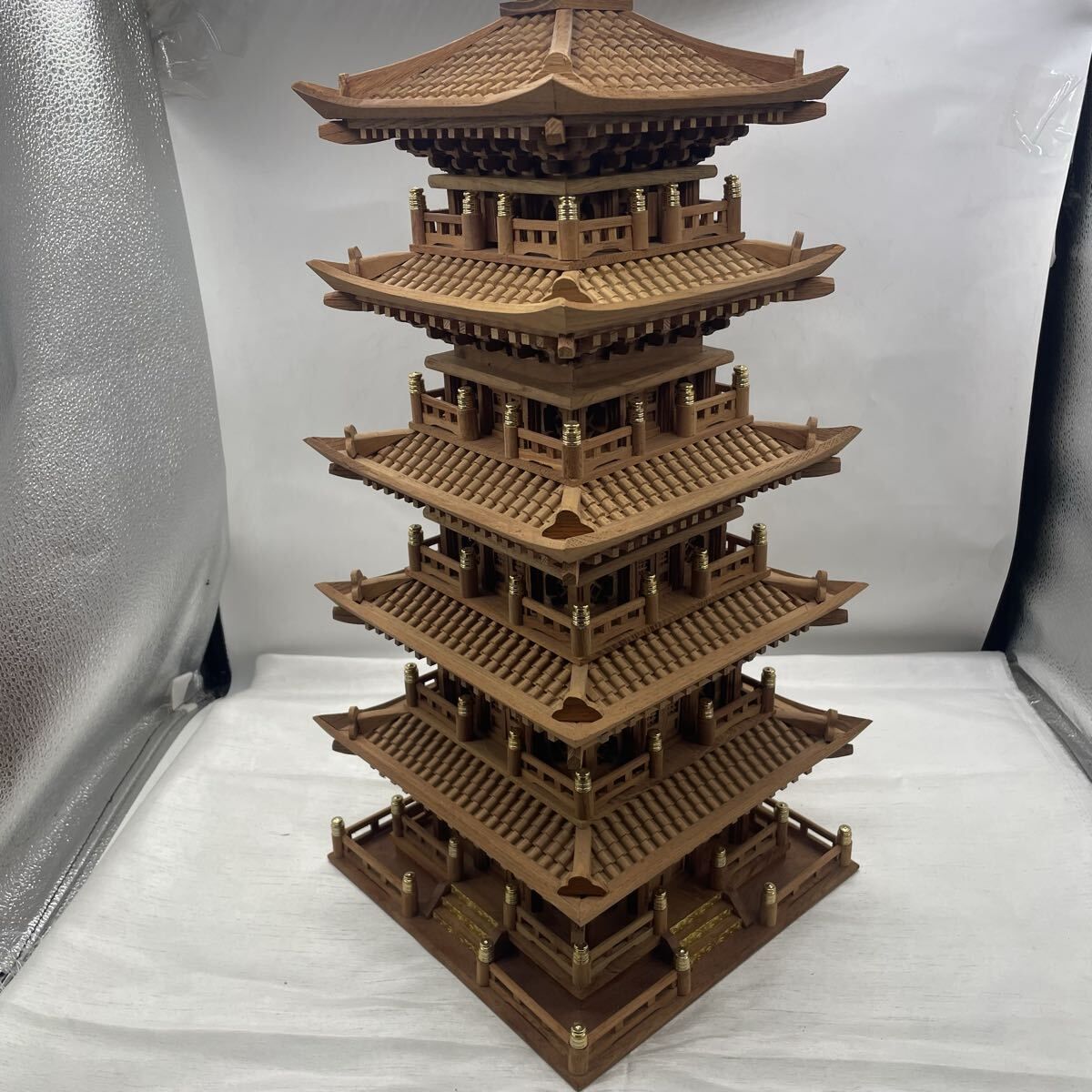 木製 五重塔（六重風）模型 高さ約44cm 欠品あり 破損あり オブジェ