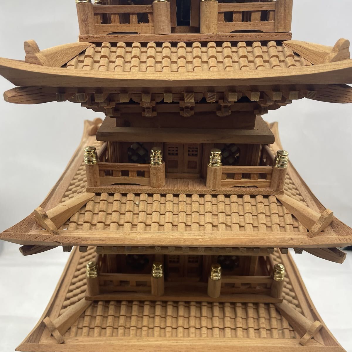 木製 五重塔（六重風）模型 高さ約44cm 欠品あり 破損あり オブジェ