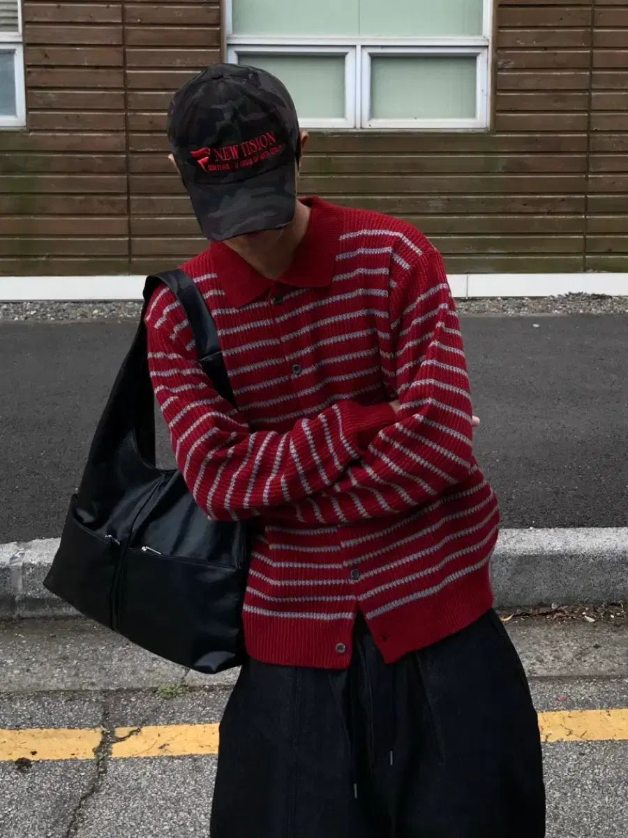 レッド ストライプ カラ ニット カーディガン