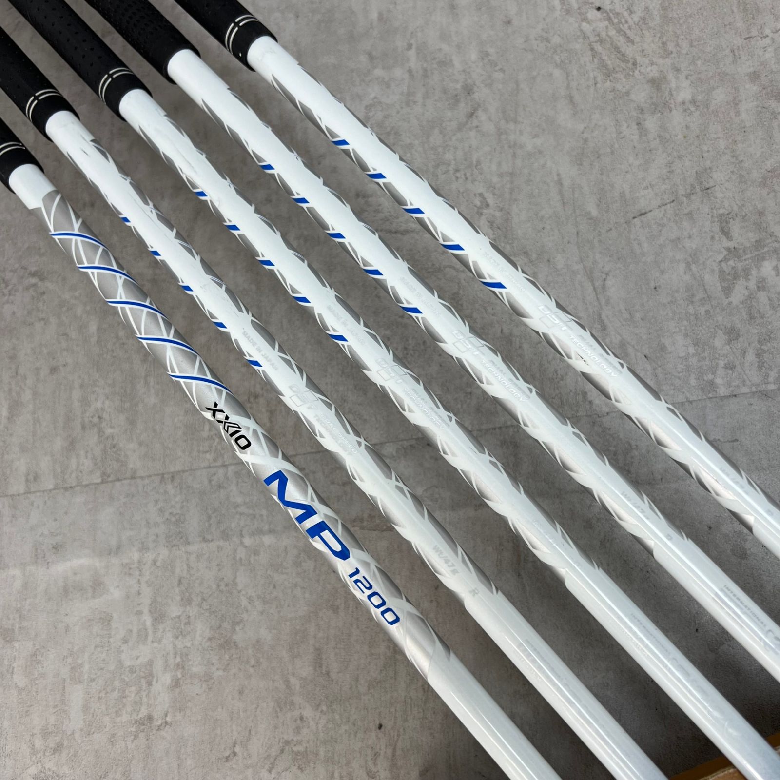 レフティー ゼクシオ 12代目 MP1200 メンズゴルフ アイアンセット 5本