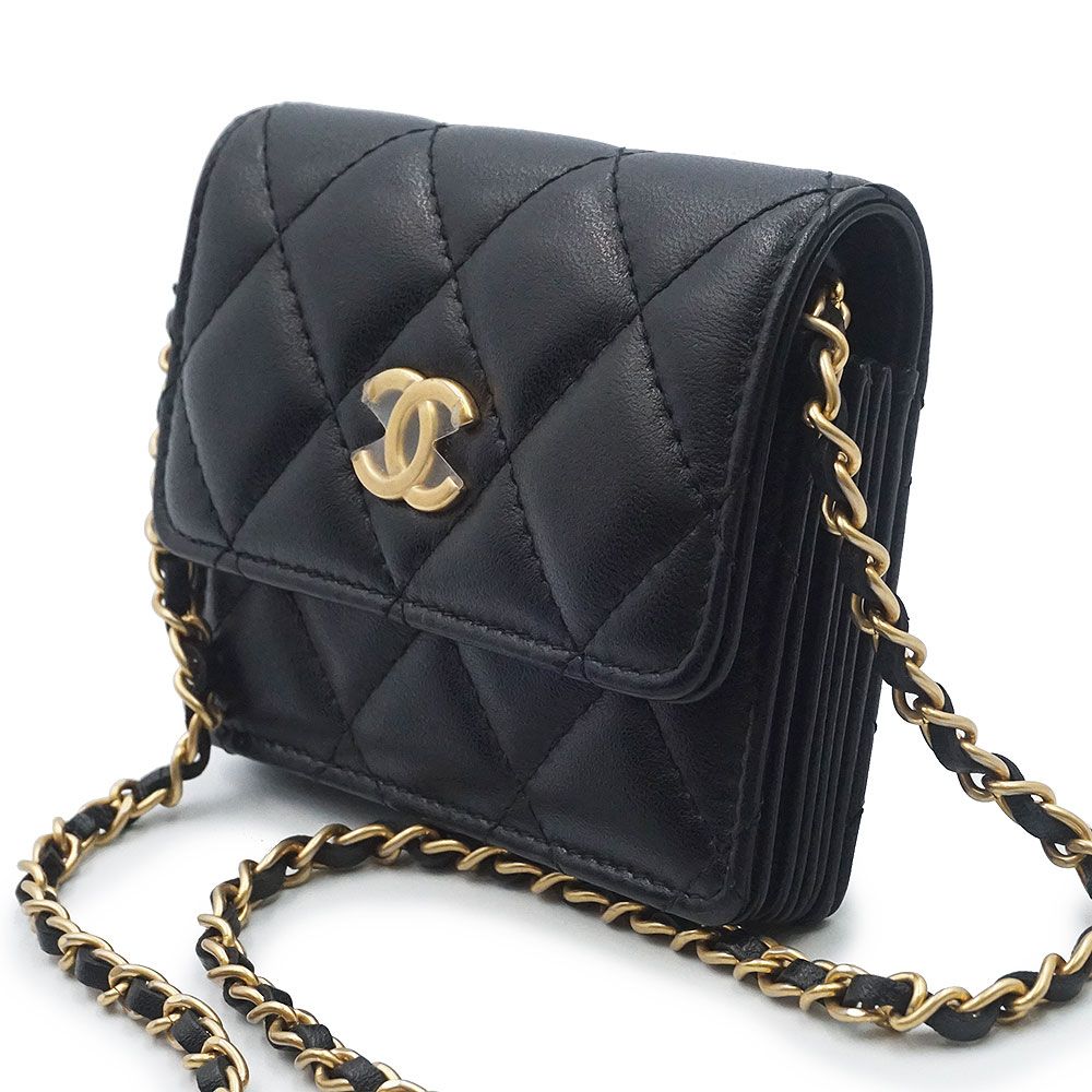 シャネル マトラッセ ミニ チェーン ウォレット カードケース 財布