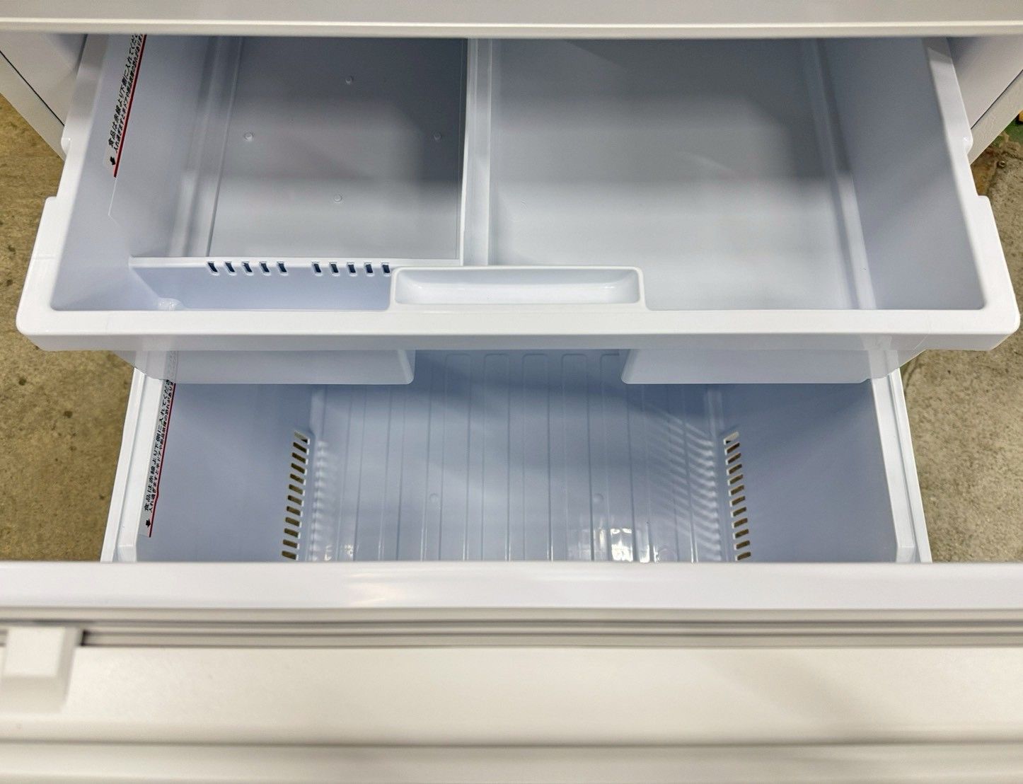 大阪送料無料★3か月保障付★冷蔵庫★2022年★MR-P15EG-W★IR810 大阪送料無料☆3か月保障付き☆冷蔵庫☆三菱☆3ドア☆2023年☆MR-C33H