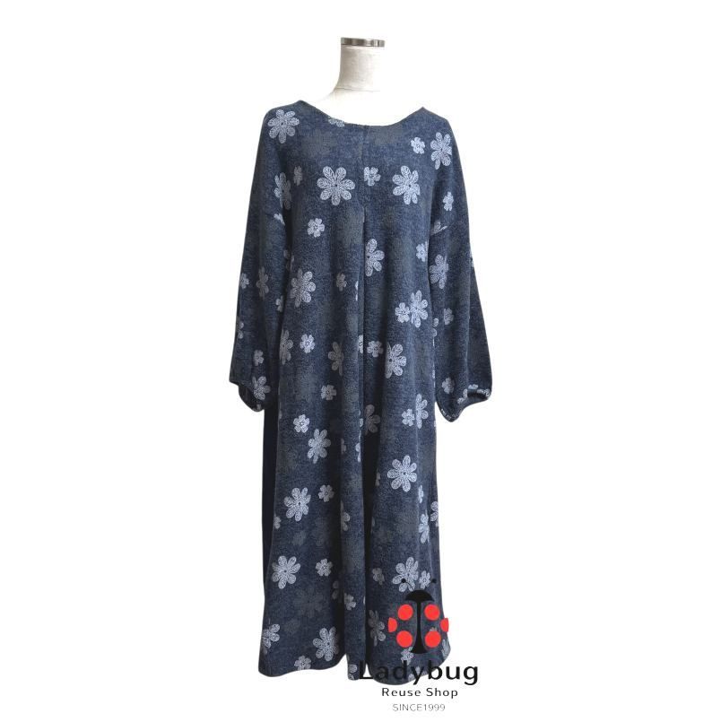 アズノウアズ オオラカ AS KNOW AS ANYWEAR ロングワンピース 花刺繍