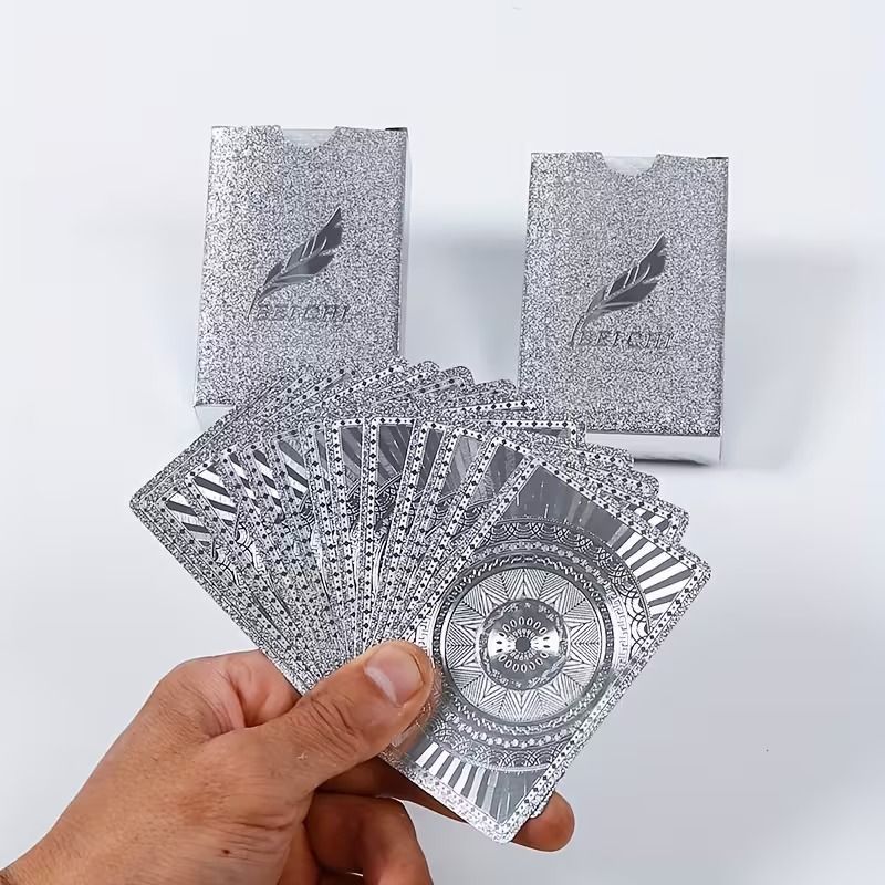 シルバー　トランプ トランプ シルバー 銀色 プラスチック 防水 キラキラ 光沢 パーティ