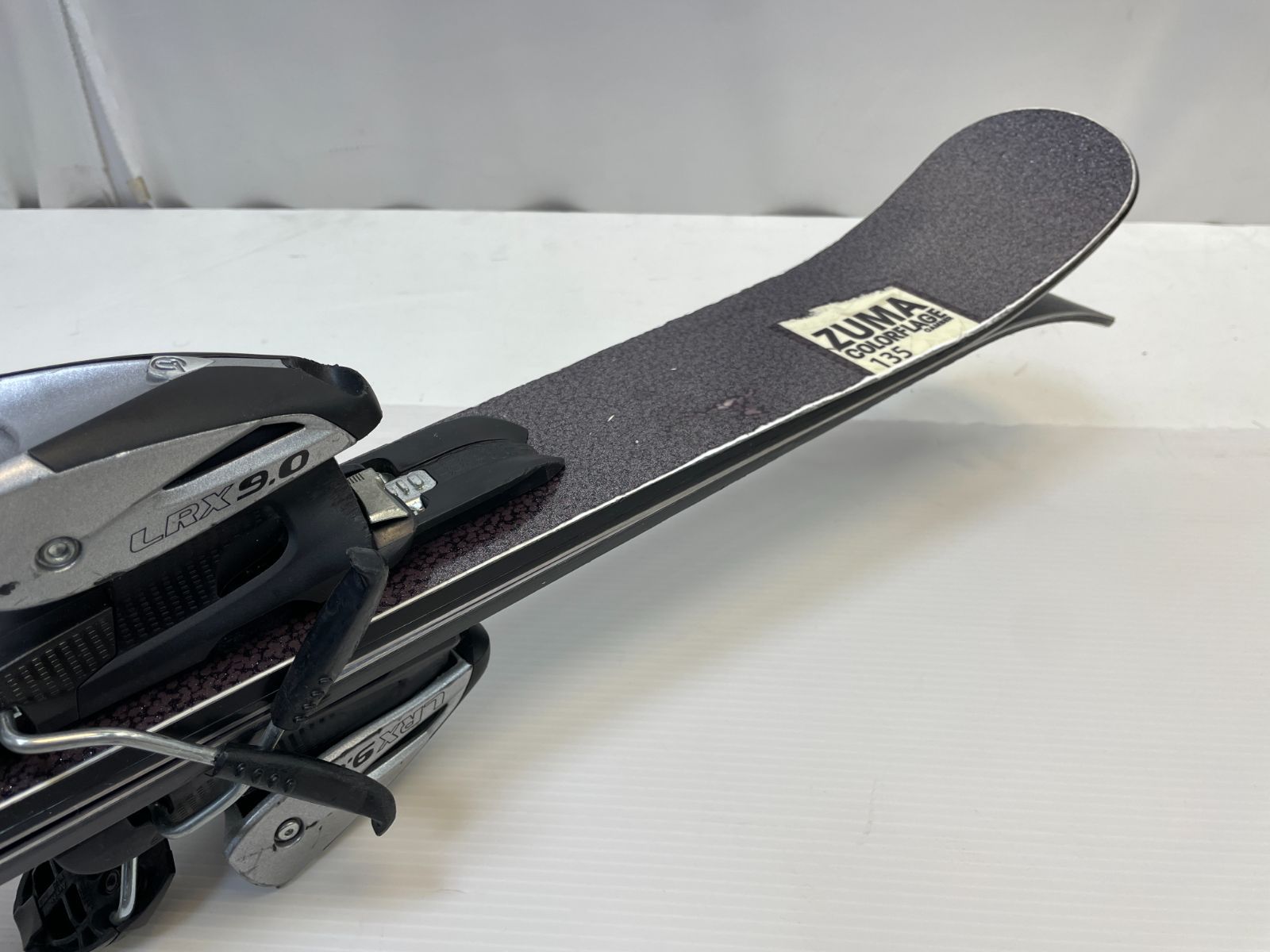 ◇ スキー ZUMA COLORFLAGE CAMBER 135 cm ミッドスキー ツインチップ