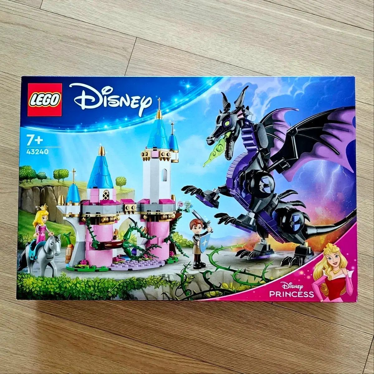 マレフィセント　ドラゴン　英語版 4枚セット ドラゴンになったマレフィセント 43240 | ディズニー™ |レゴ®ストア