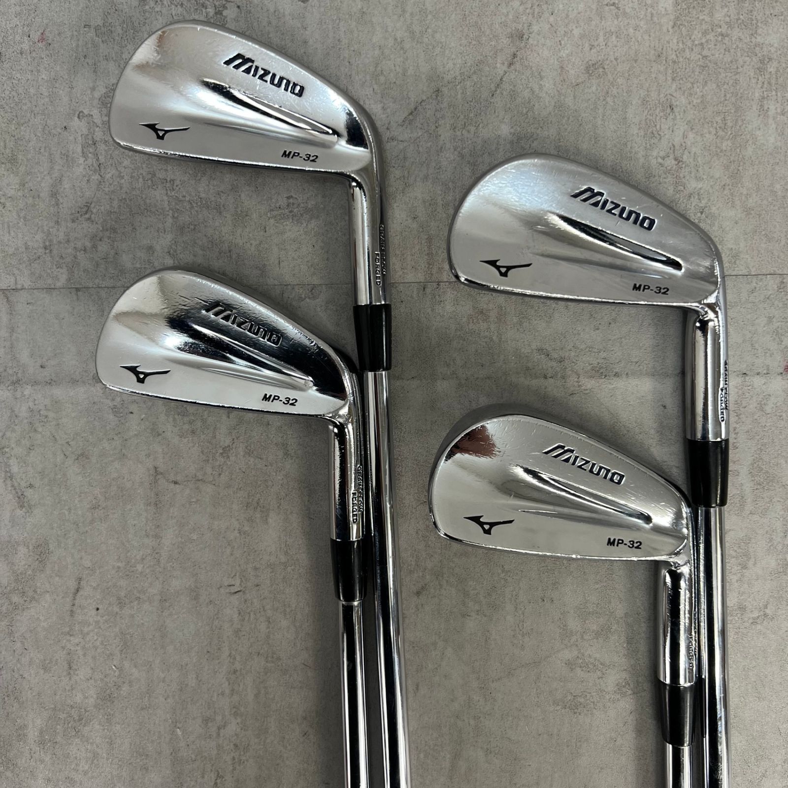 ミズノ MP-32 マッスルバックアイアン 4-PW 7本 DG S200 養老 ミズノ MP-32 マッスルバックアイアン 4-PW 7本 DG S200 養老 MIZUNO