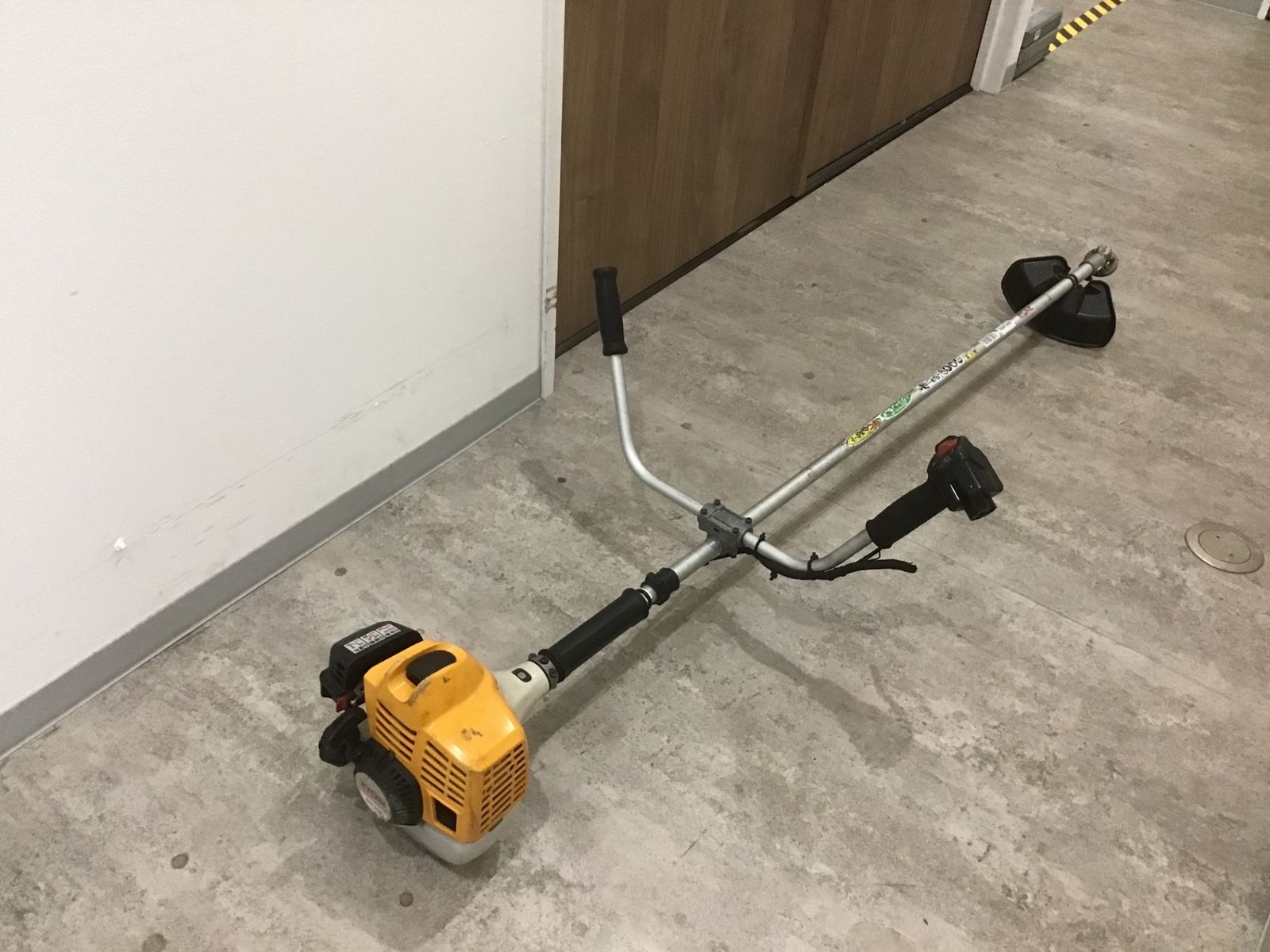 店頭引取限定！発送要相談！【中古動作品】△リョービ(RYOBI) エンジン 