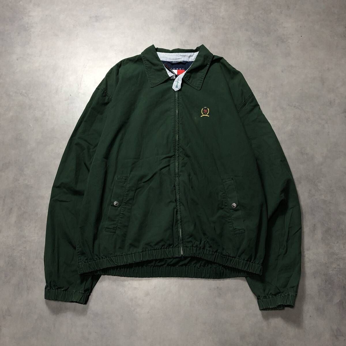 トミーヒルフィガー　ブルゾン　スウィングトップ　90s　刺繍　ストライプ　短丈 トミーヒルフィガー ブルゾン スウィングトップ 90s 刺繍 ストライプ