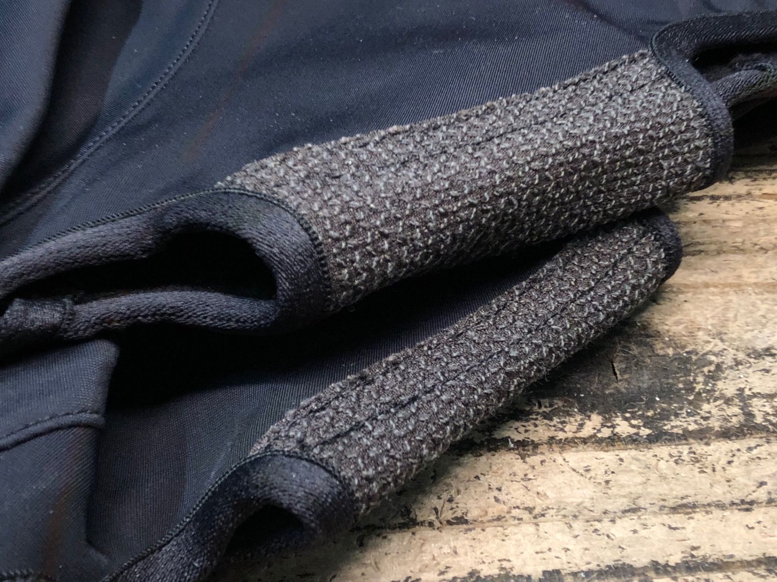 JN719 ラファ Rapha DEEP WINTER OVERSHOES シューズカバー 黒 M 裏