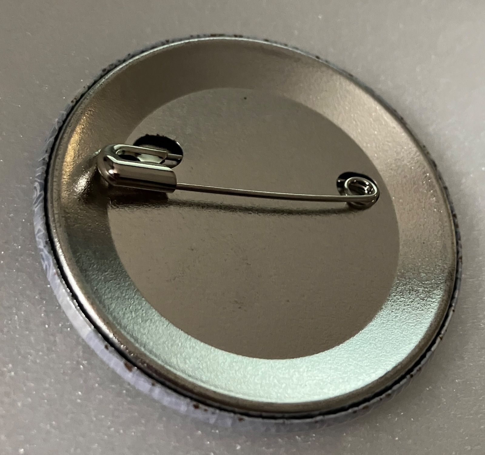 e➕ひぐらしのなく頃に➕ 古手梨花 いつかの花嫁 缶バッジ - メルカリ