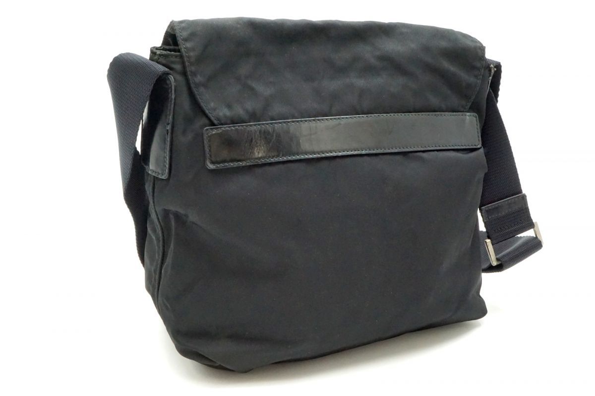 プラダ ショルダーバッグ ミニ メッセンジャー 三角ロゴプレート