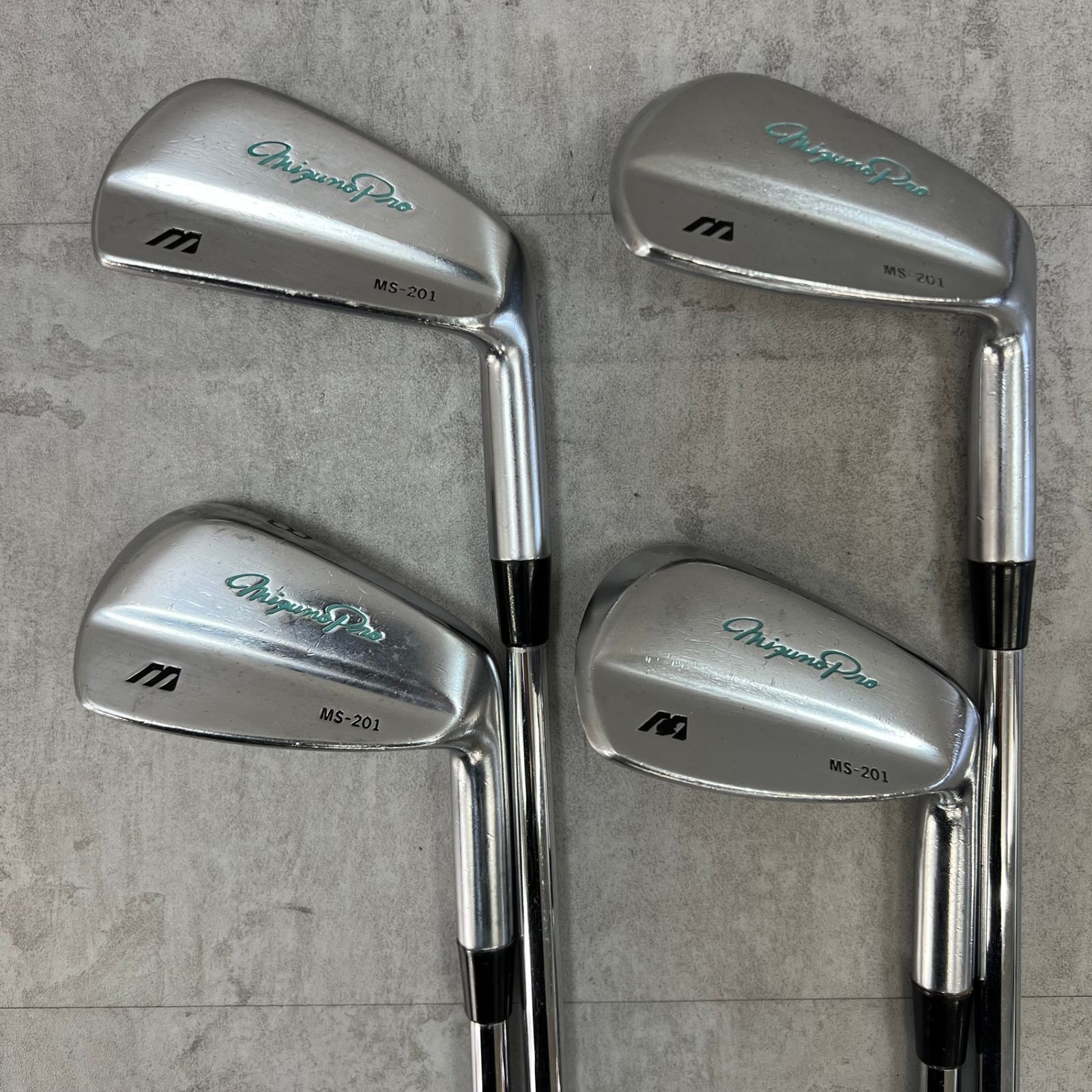 名器　ミズノプロ　MS-11　メンズゴルフマッスルアイアン8本セット　右DG　R 名器 ミズノプロ MS-11 メンズゴルフマッスルアイアン8本セット 右DG R