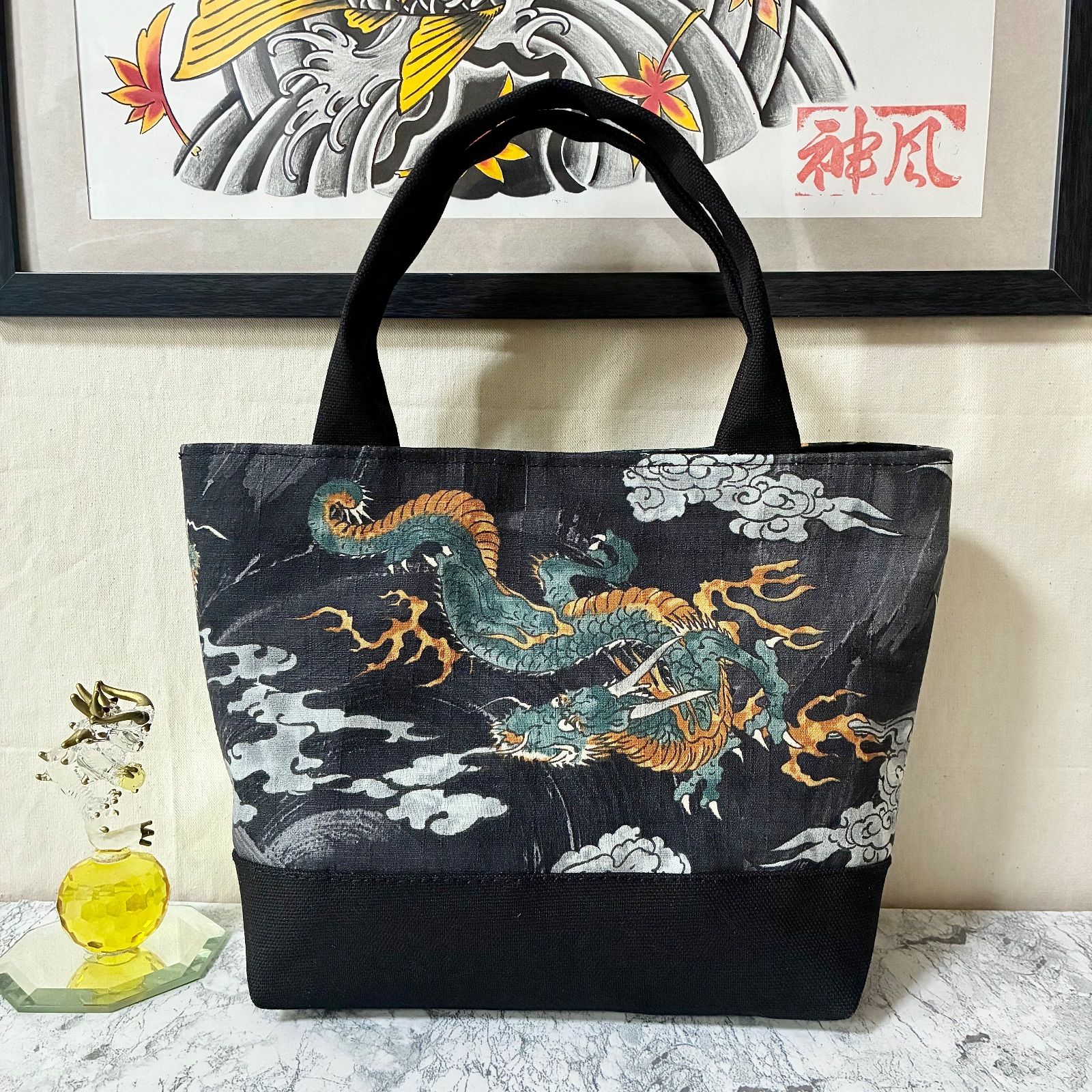 和柄ミニトートバッグ 龍柄 ブラック 内ポケット&Dカン付き