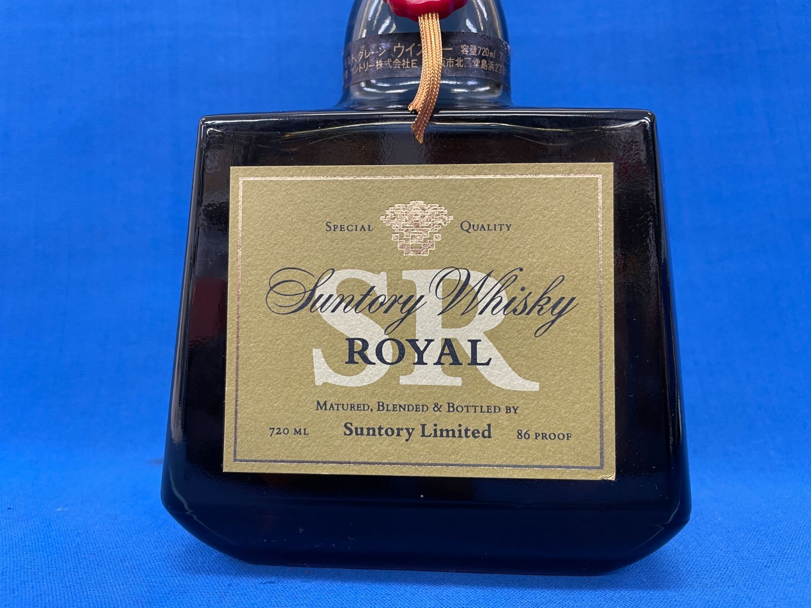 未開栓 サントリー ローヤル 720ml 化粧箱付 - メルカリ