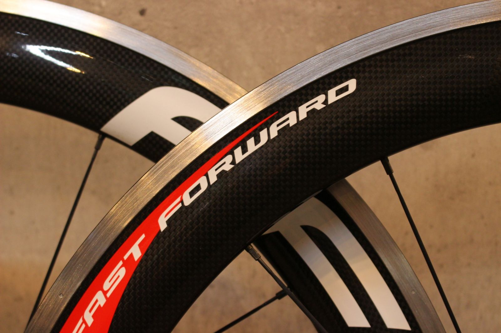 FFWD F6R クリンチャーシマノ11速 ファストフォワード FFWD F6R アルミ