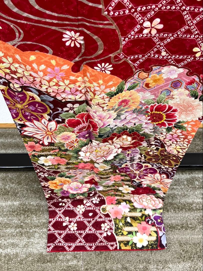 振袖 銀通し 金駒 刺繍 紋意匠 身丈170cm パールトーン加工済 MO3240 