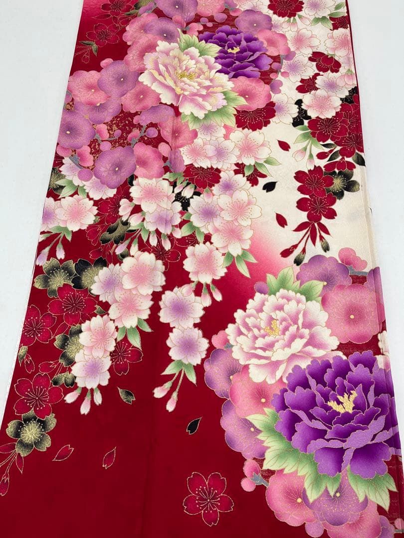 振袖 金彩 刺繍 牡丹 紋意匠 身丈159cm MO3236 - メルカリ