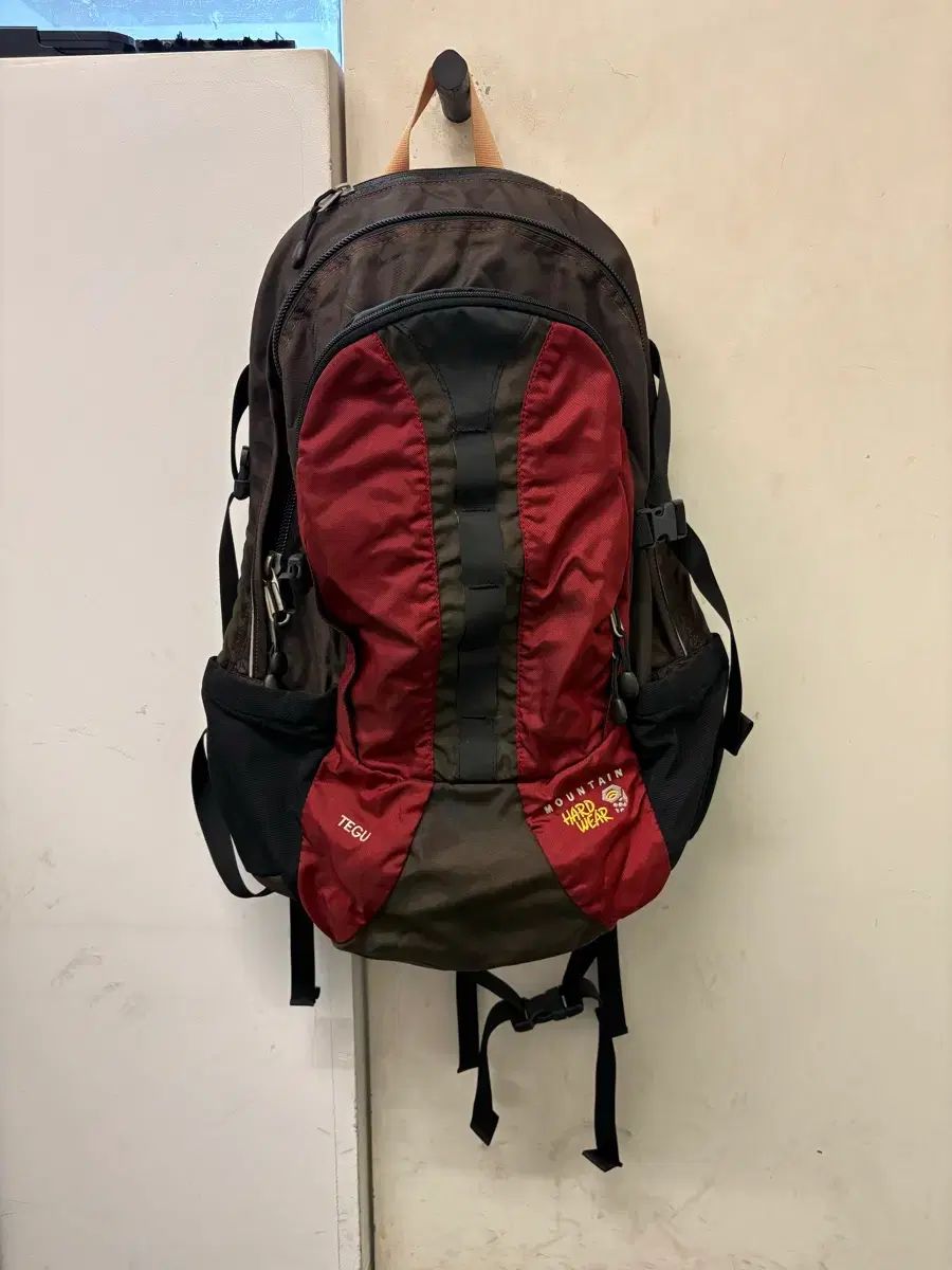 NECタワー型サーバー 注文 GT110i 高耐久U.2SSD HDD12TB分搭載