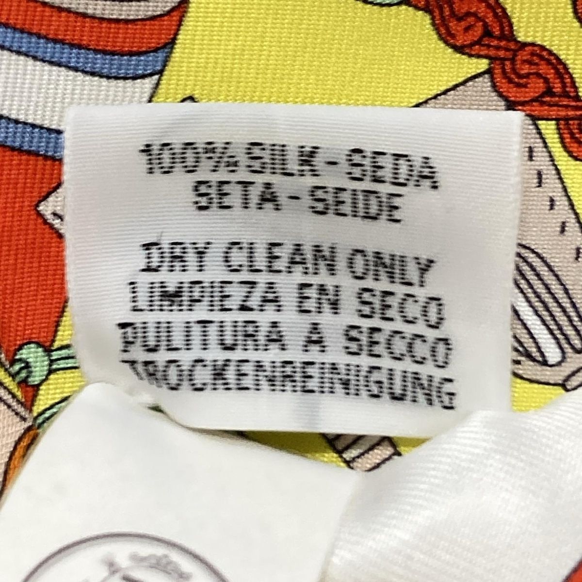 HERMES(エルメス) スカーフ新品同様 ツイリー イエロー×マルチ リボン