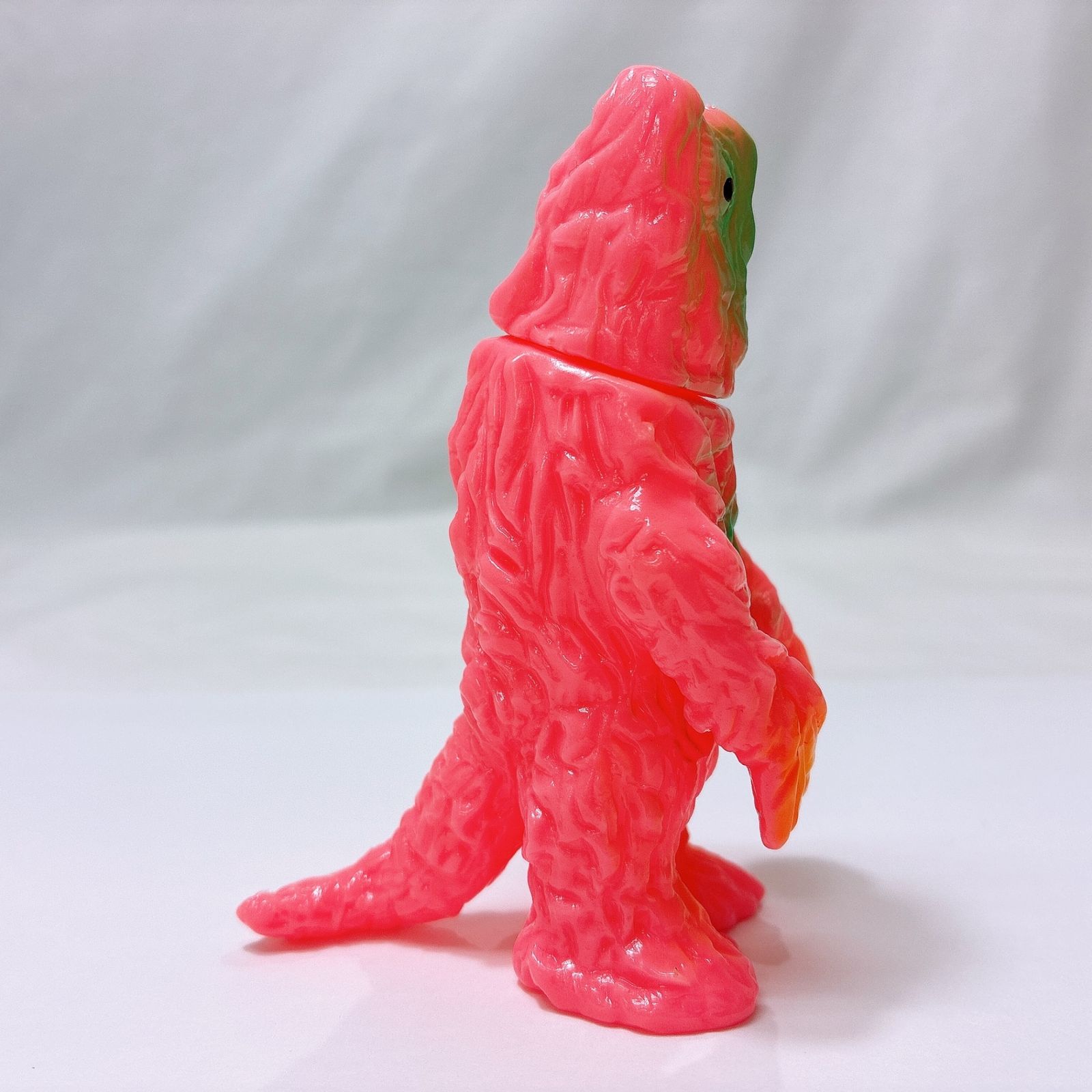 M1号 ヘドラ ピンク成型・顔グリーンスプレー 輪投げ景品版 ミニソフビ