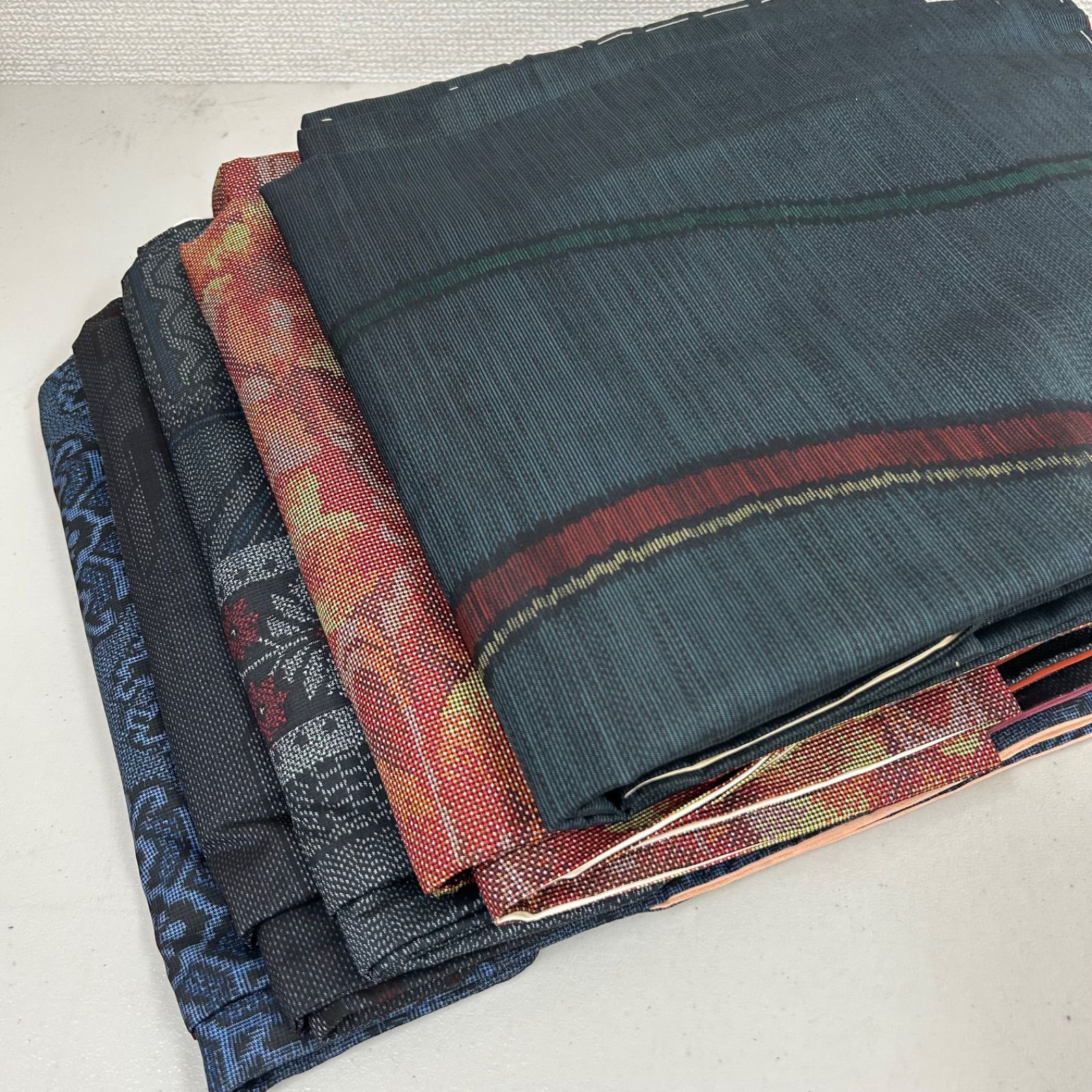 大島紬 着物 22着　まとめ売り　セット 着用　手芸の材料に　まとめて【C】 2025年最新】大島紬まとめ売りの人気アイテム - メルカリ