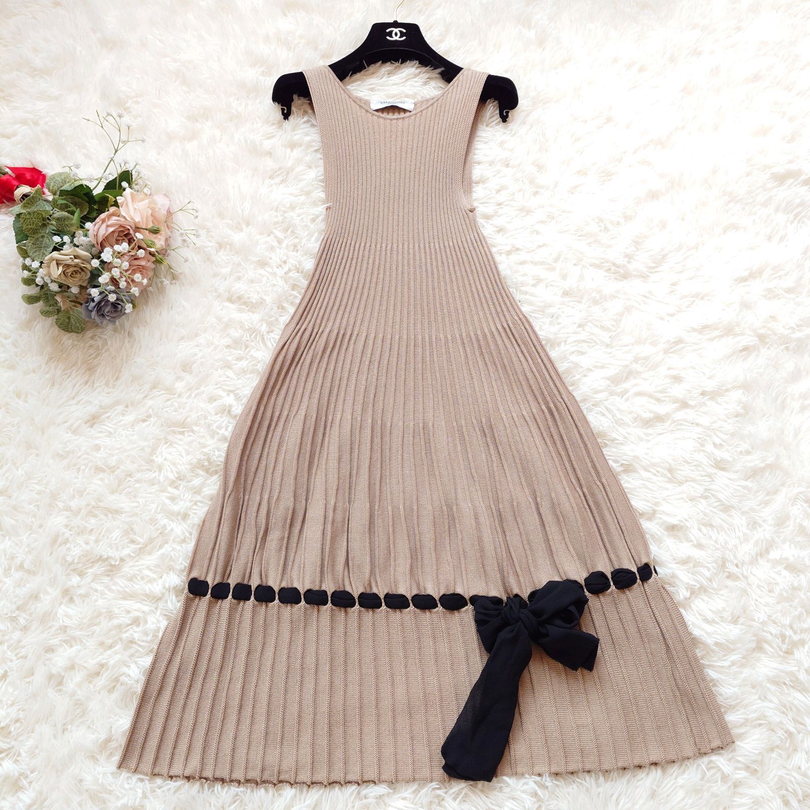 ヴァレンティノローマ　valentino フリル袖　ウール　ニット　ワンピース ヴァレンティノローマ valentino フリル袖 ウール ニット ワンピース