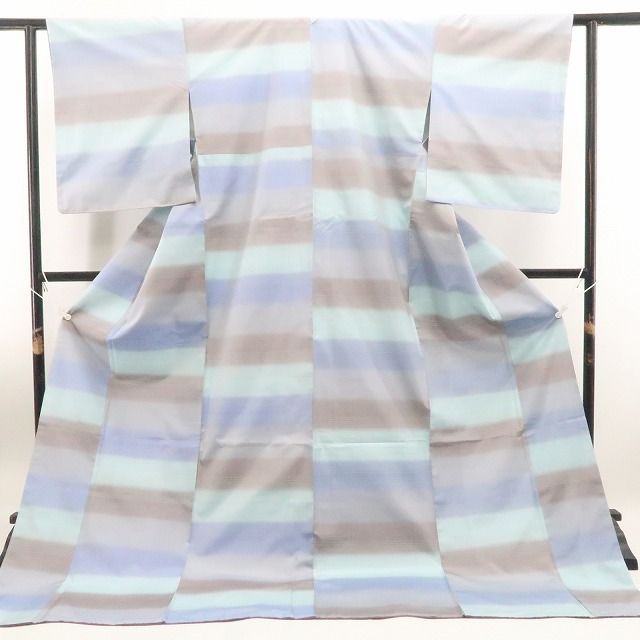 爽やかな【大島紬】　正絹　未使用　仕付け糸つき 爽やかな【大島紬】 正絹 未使用 仕付け糸つき 爽やかな【大島紬