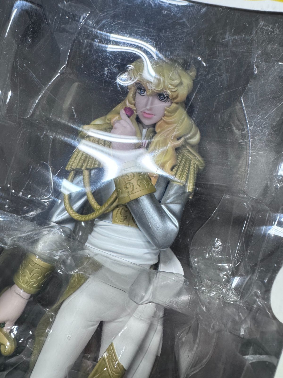 新品未開封品 ベルサイユのばら プレミアムフィギュア オスカル 銀服