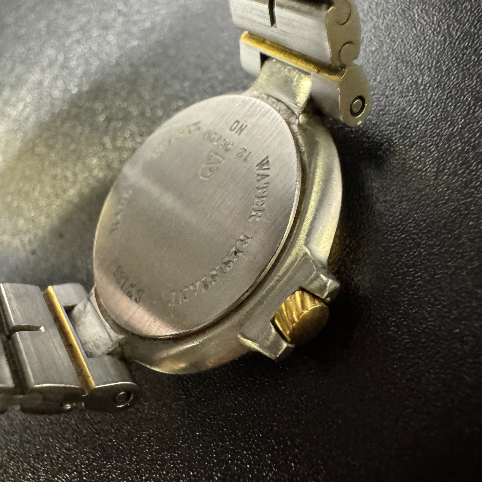 ダンヒル ミレニアム デイト ローマンインデックス 時計 QZ 不動