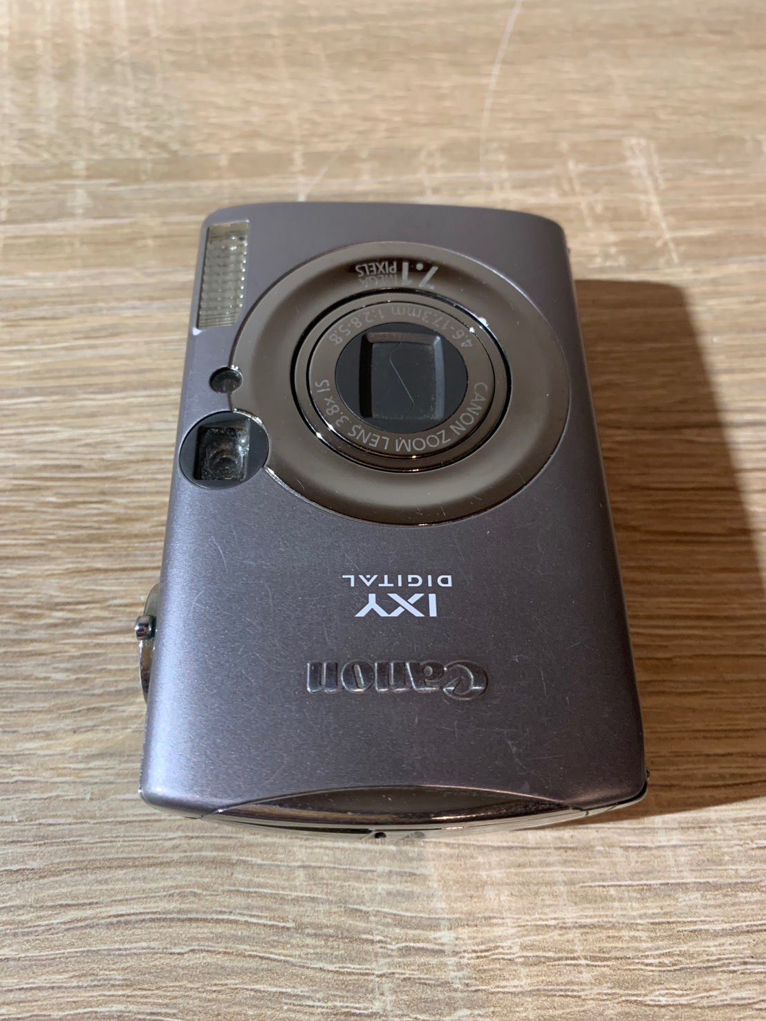 7236 Canon IXY DIGITAL 900 IS シルバー デジカメ 動作確認済み