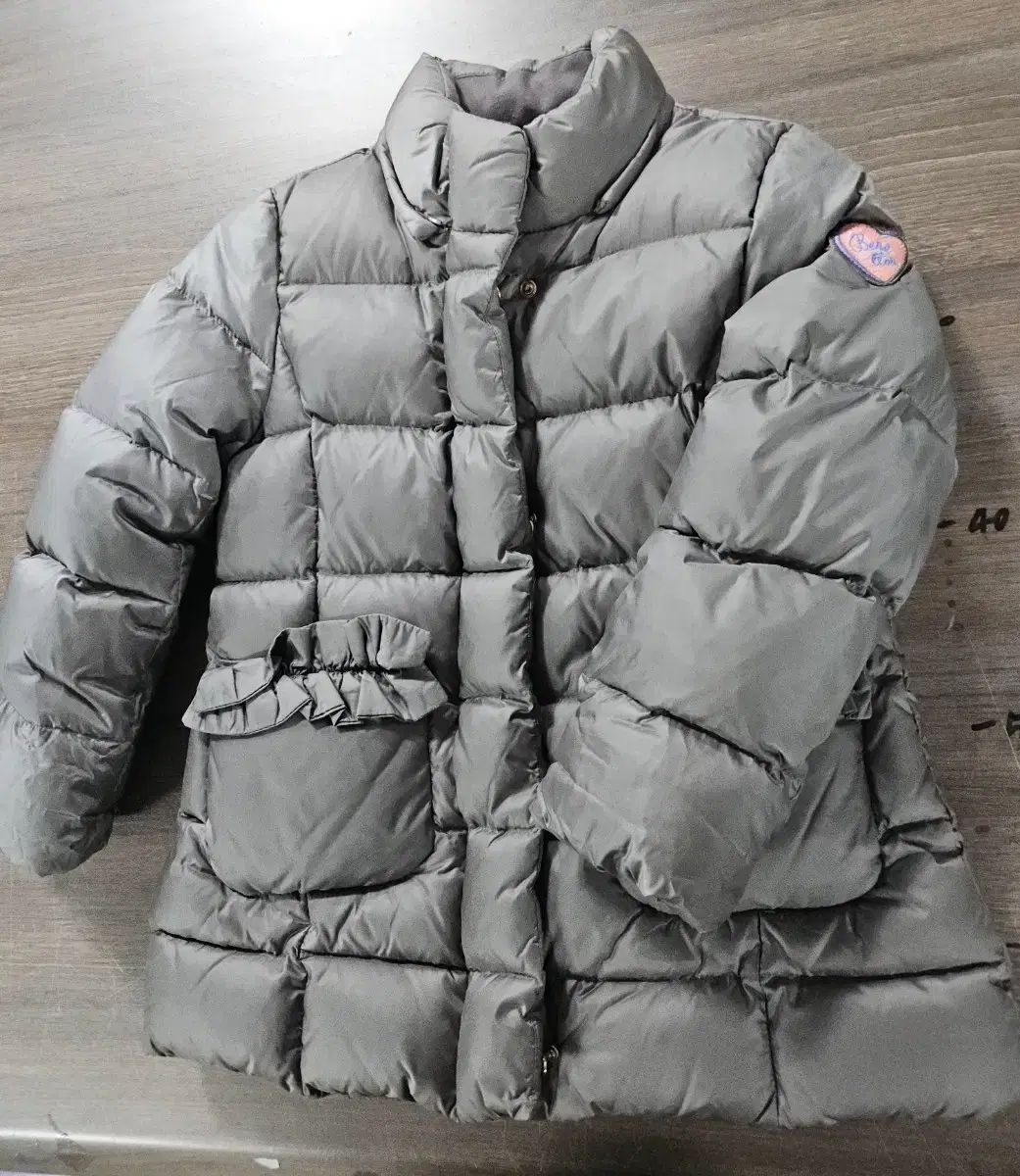 ベネトン キッズ 女の子 チャコール グレー ダウン アウター 120