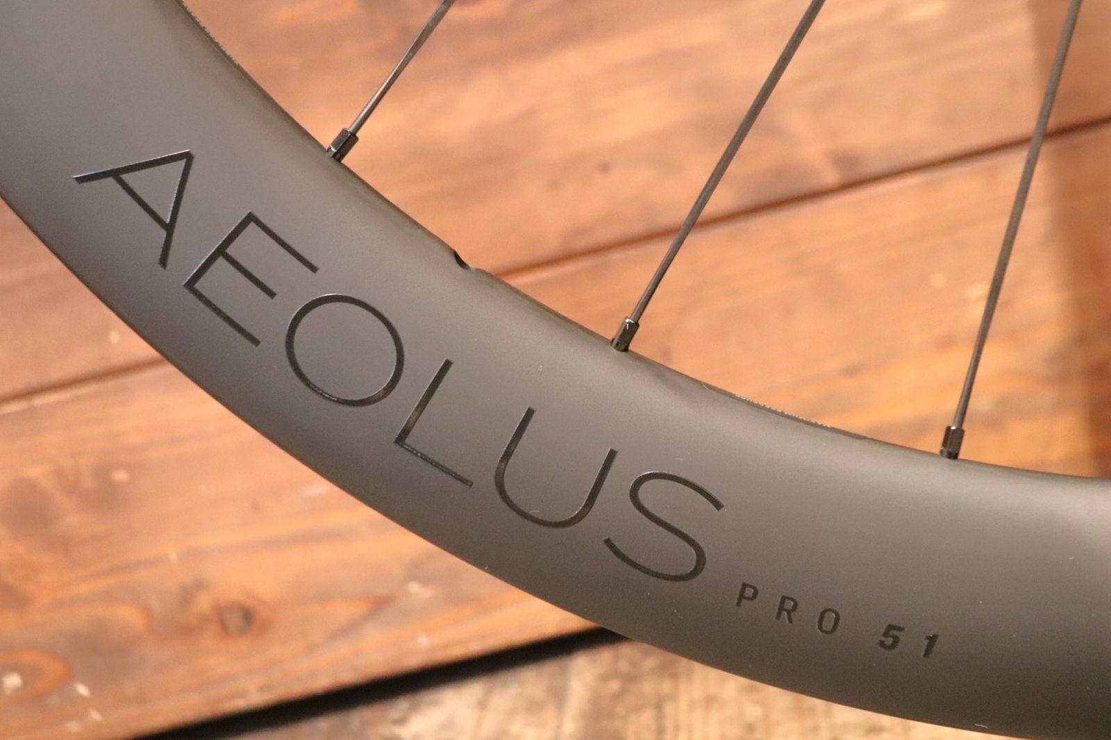 【12/15まで値下げ❗️】新品未使用AeolusPro3カーボンチューブレス ホイール Bontrager Aeolus Pro 51 Disc TLR（ボントレガー アイオロス