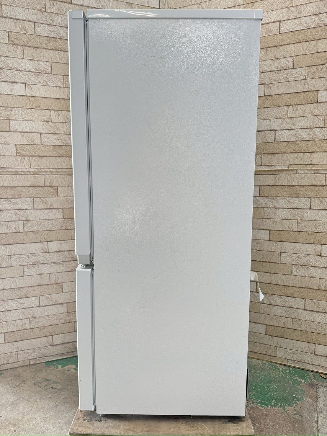 大阪送料無料★3か月保障付き★2021年★GR-S15BS(K)★SR-81 大阪送料無料☆3か月保障付☆冷蔵庫☆2021年☆GR-