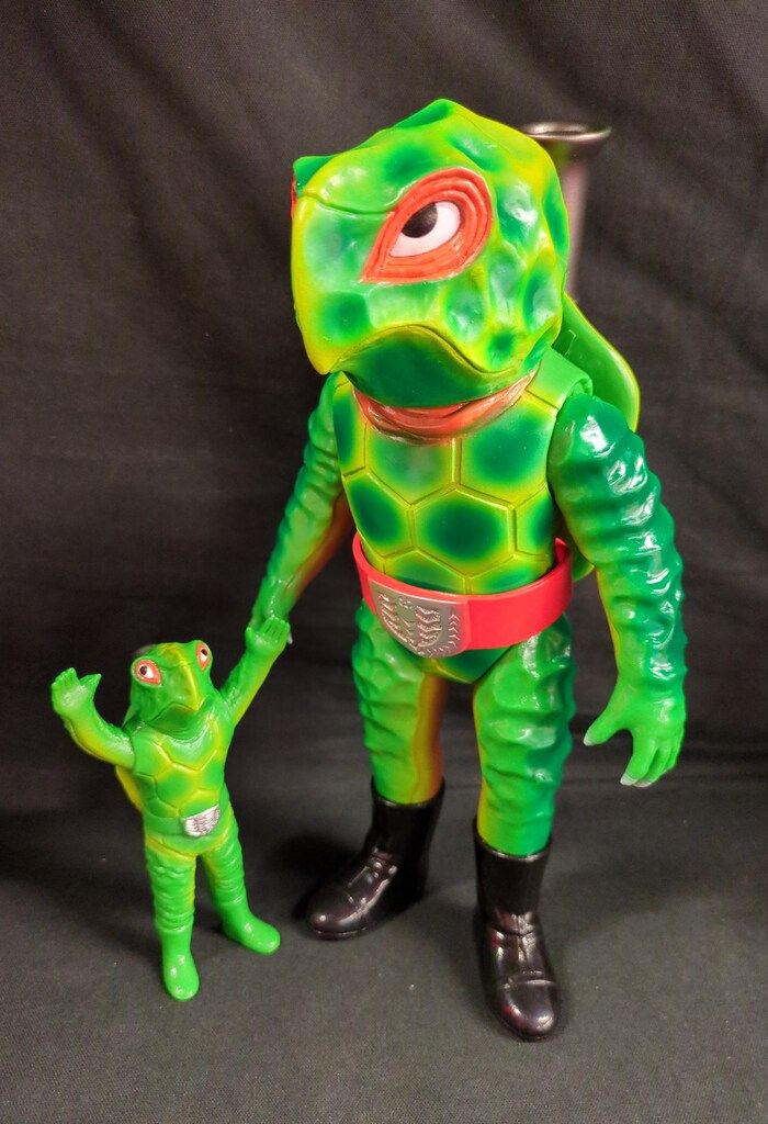 メディコム・トイ 東映レトロソフビコレクション 仮面ライダーV3 カメ