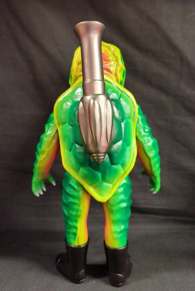 メディコム・トイ 東映レトロソフビコレクション 仮面ライダーV3 カメ