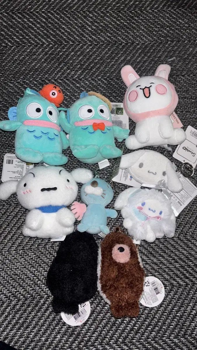 | サンリオキャラクターズ ハンギョドンに関するご当地サンリオキャラクターズ あすなろ舎 2022年サンリオキャラクター大賞』シナモロールが3連覇！海外7カ国でも シナモロール&amp;ハンギョドン シナモロール初の4連覇なるか？クロミやハンギョドンなど、人気急上昇 ハンギョドン 食べマスモッチ 📢7月第3週目発売予定⚠️] – 攻略大百科 推しごとダイアリー Furyu 愛媛のご当地グッズ発売！ シナモロール』来年
