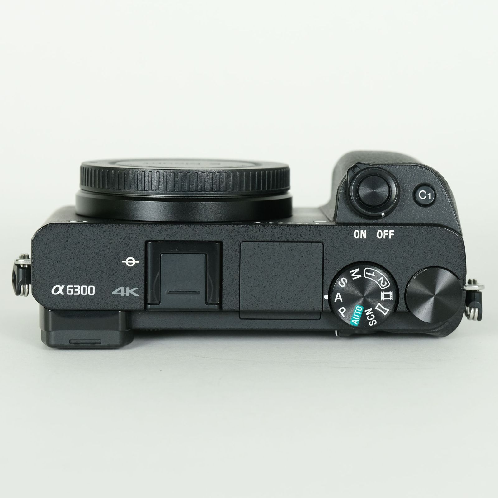 SONY α6300 + SIGMA 30mm 2.8 DN + バッテリー2個 美品 | シャッター数25,230回｜バッテリー2個・チャージャー付] SONY