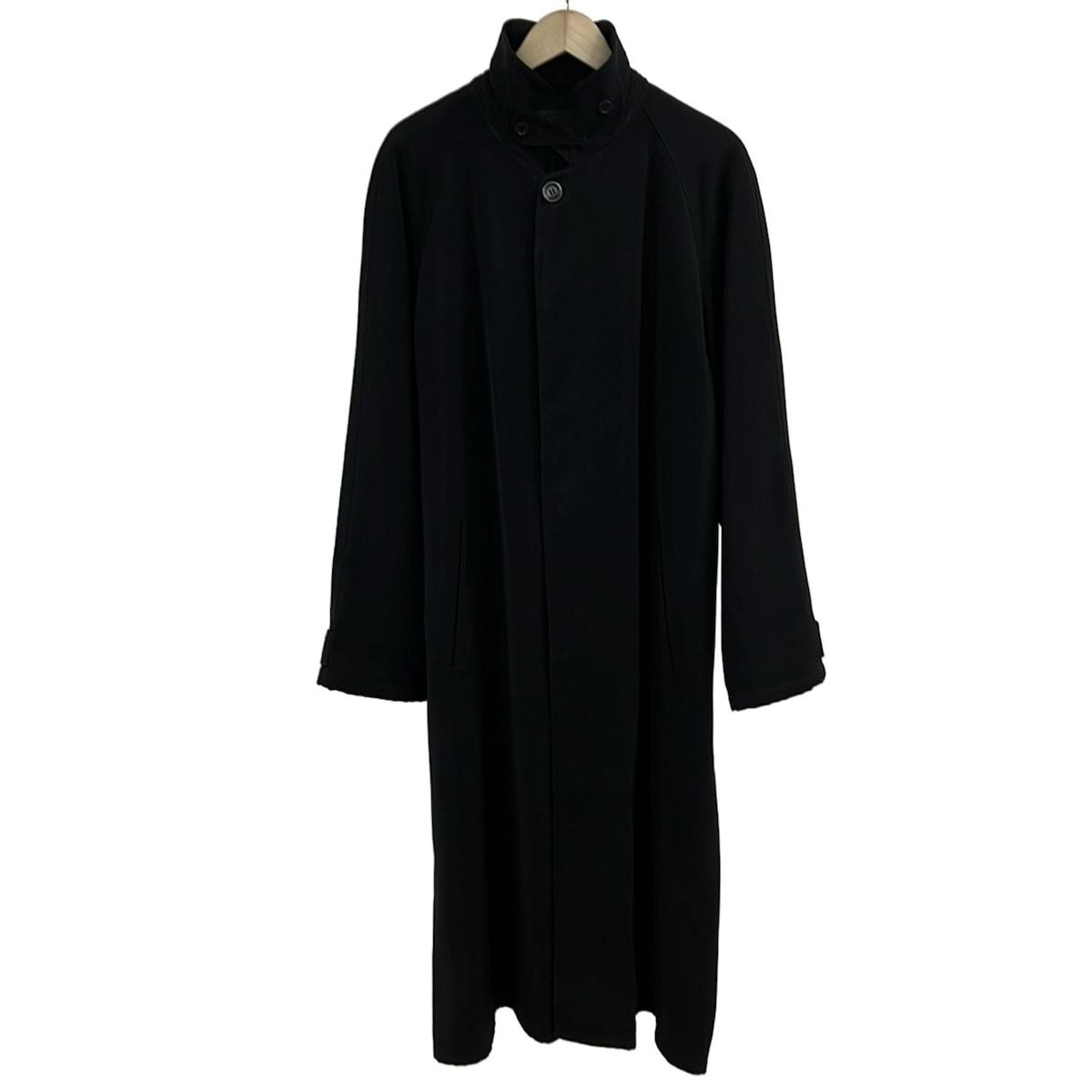 黒 コート ジョルジオ・アルマーニ　イタリア製　ピュアウール バージン 黒 コート ジョルジオ・アルマーニ イタリア製 ピュアウール バージン