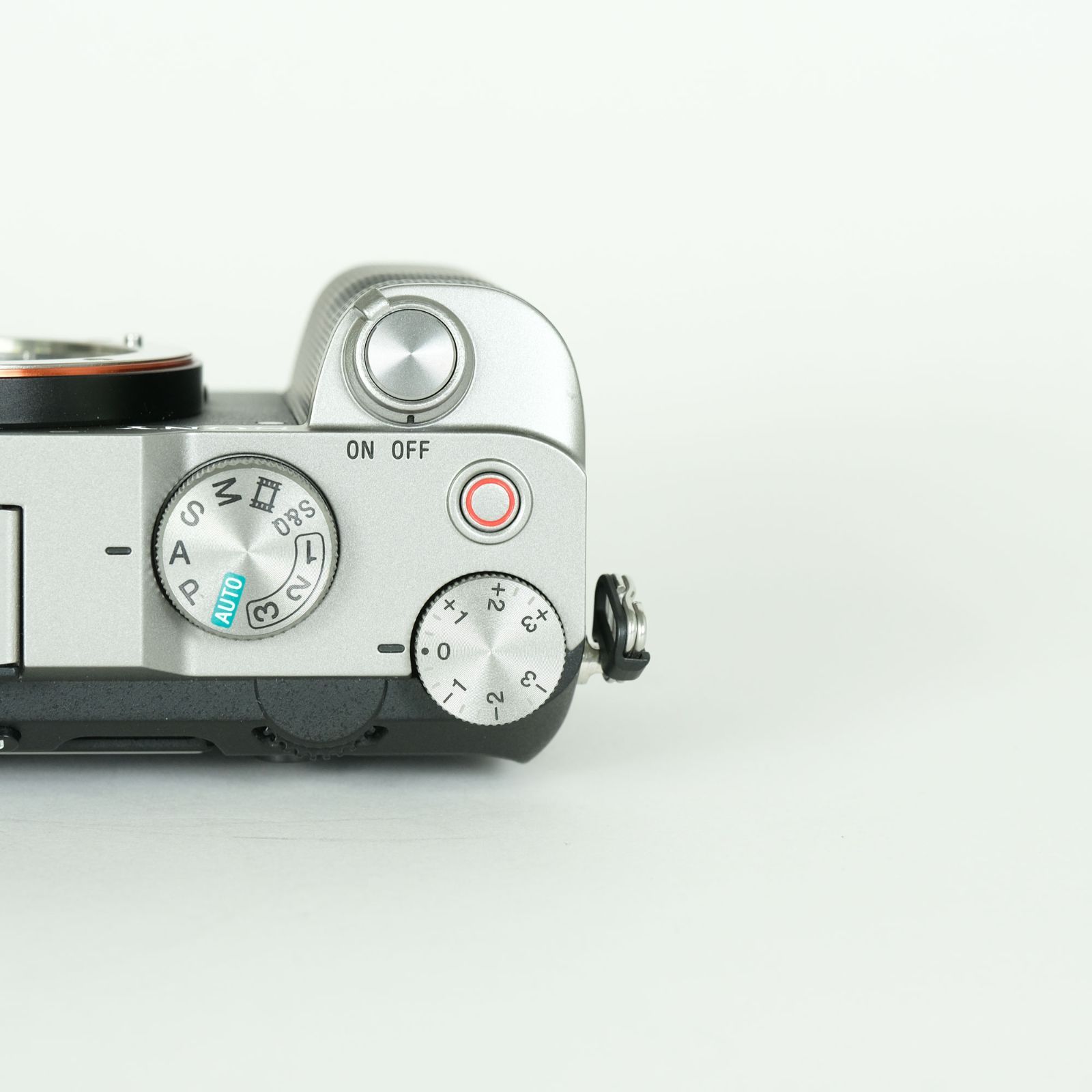 Sony α7C ILCE-7C ボディ　シルバー SONY】ソニー『α7C II ボディ シルバー』ILCE-7CM2(S) 2023年10月発売