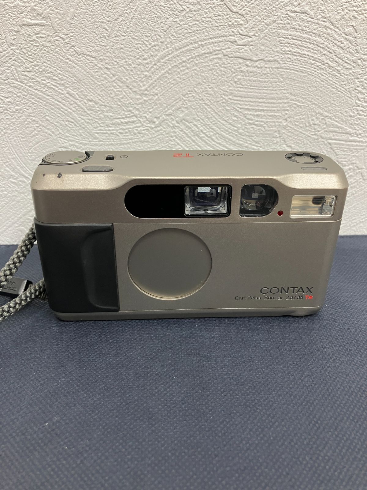 フラッシュ発光OK】CONTAX T2 チタン AF動作確認済 ※MF難あり - メルカリ